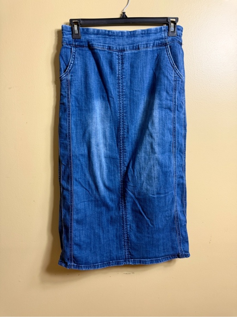 Y2K Christopher and Banks long panel denim pencil skirt. Size 6.